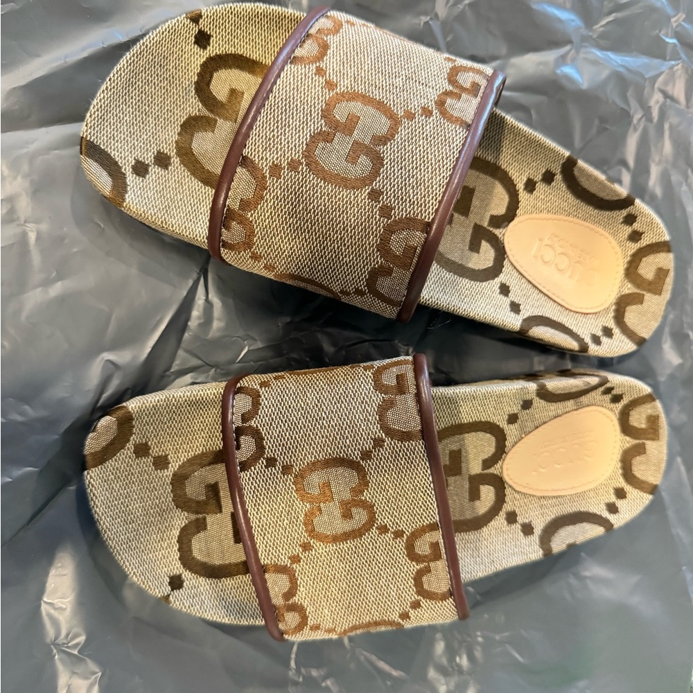 Monogram GG slides